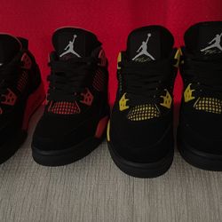 Jordan 4 Thunder Red And Yellow$400 For Both ¡I accept offers!