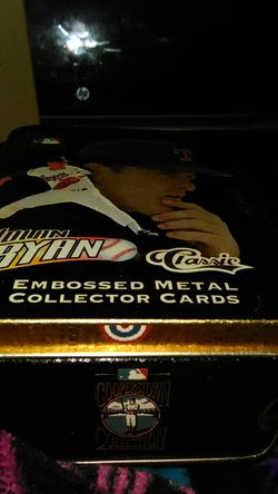Avon Nolan Ryan Embossed Metal Collector Baseball Cards in Decorative Tin set of 5, mint Condition, Brand New