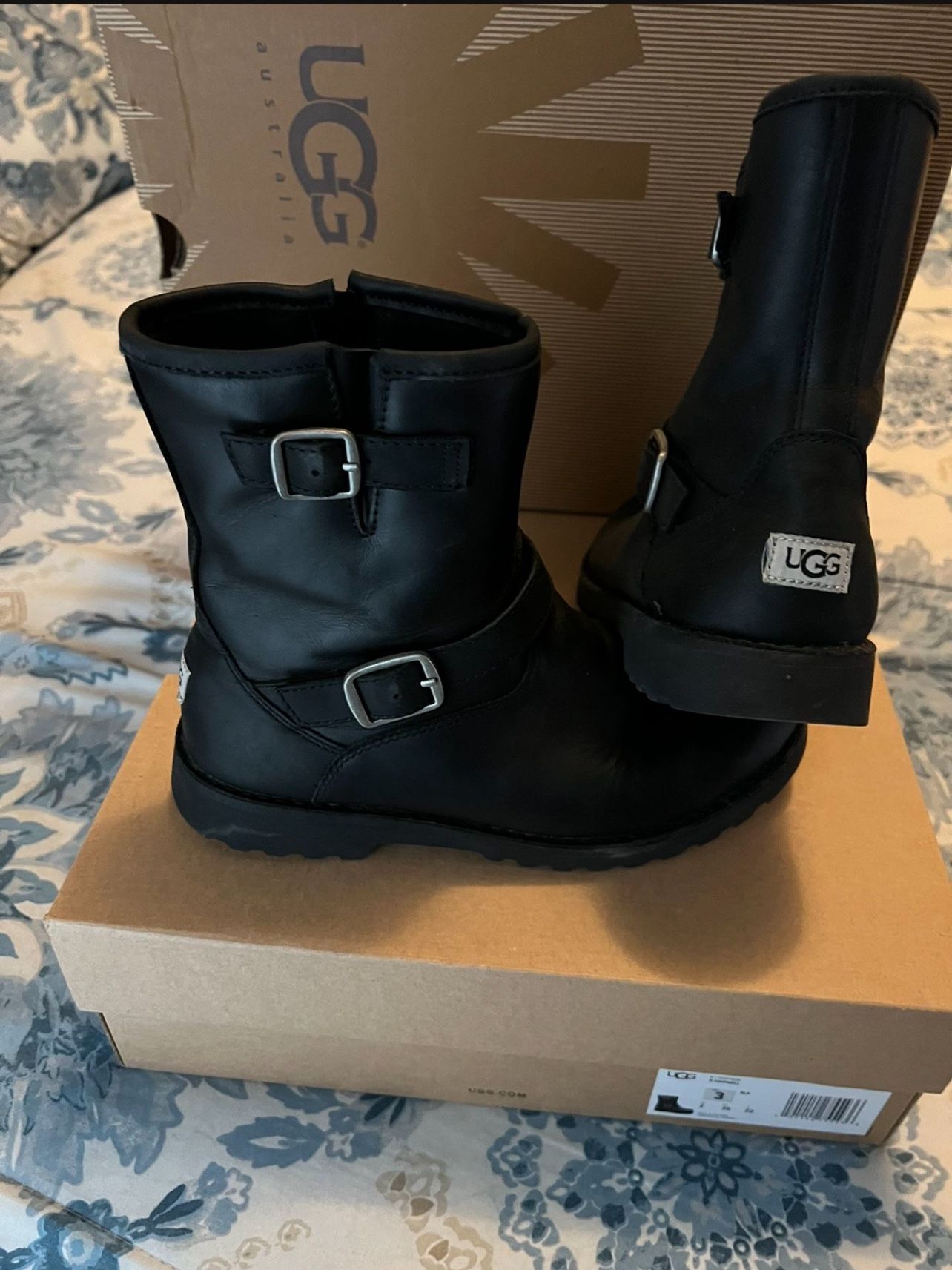 Girl’s Black UGG K Harwell Water Resistant Boots Sz. 3