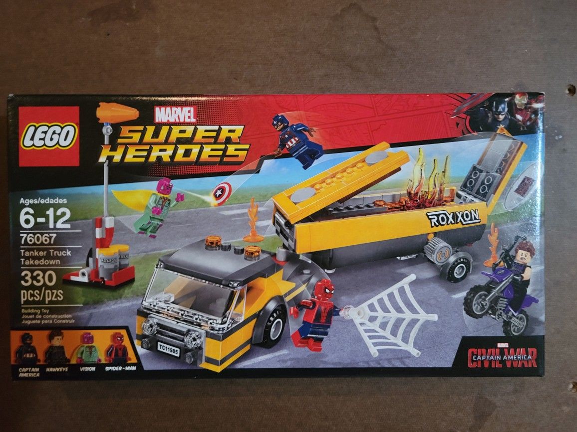 LEGO Marvel Super Hero Tanker Truck Takedown Exclusive Toys R Us New Factory  Sealed Retired