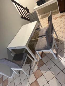 moving sale