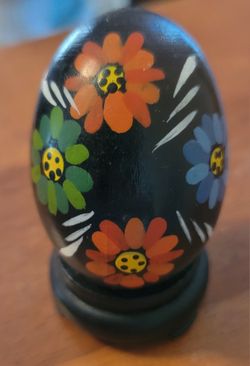 Vintage Hand Painted Carved Wood Egg - 3.5"