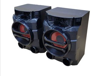 Pair of LG CMS4360F Passive Bookshelf 115 Watt, 4 Ohm Speakers  Tested & Working