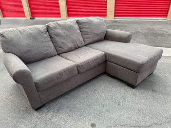 Sectional couch