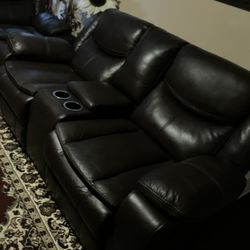 Leather Sofa/Sala De Piel