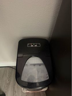 Ice maker