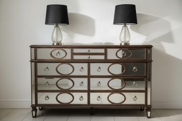 Dresser & Night stands Set