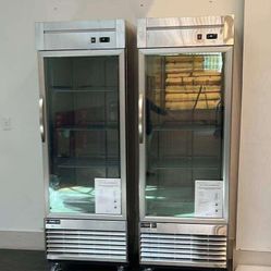 Single Glass Door Commercial Freezer 