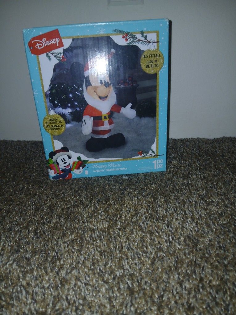 Christmas Blowup Mickey Mouse