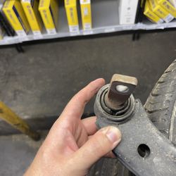 12 Si Upper Control Arms