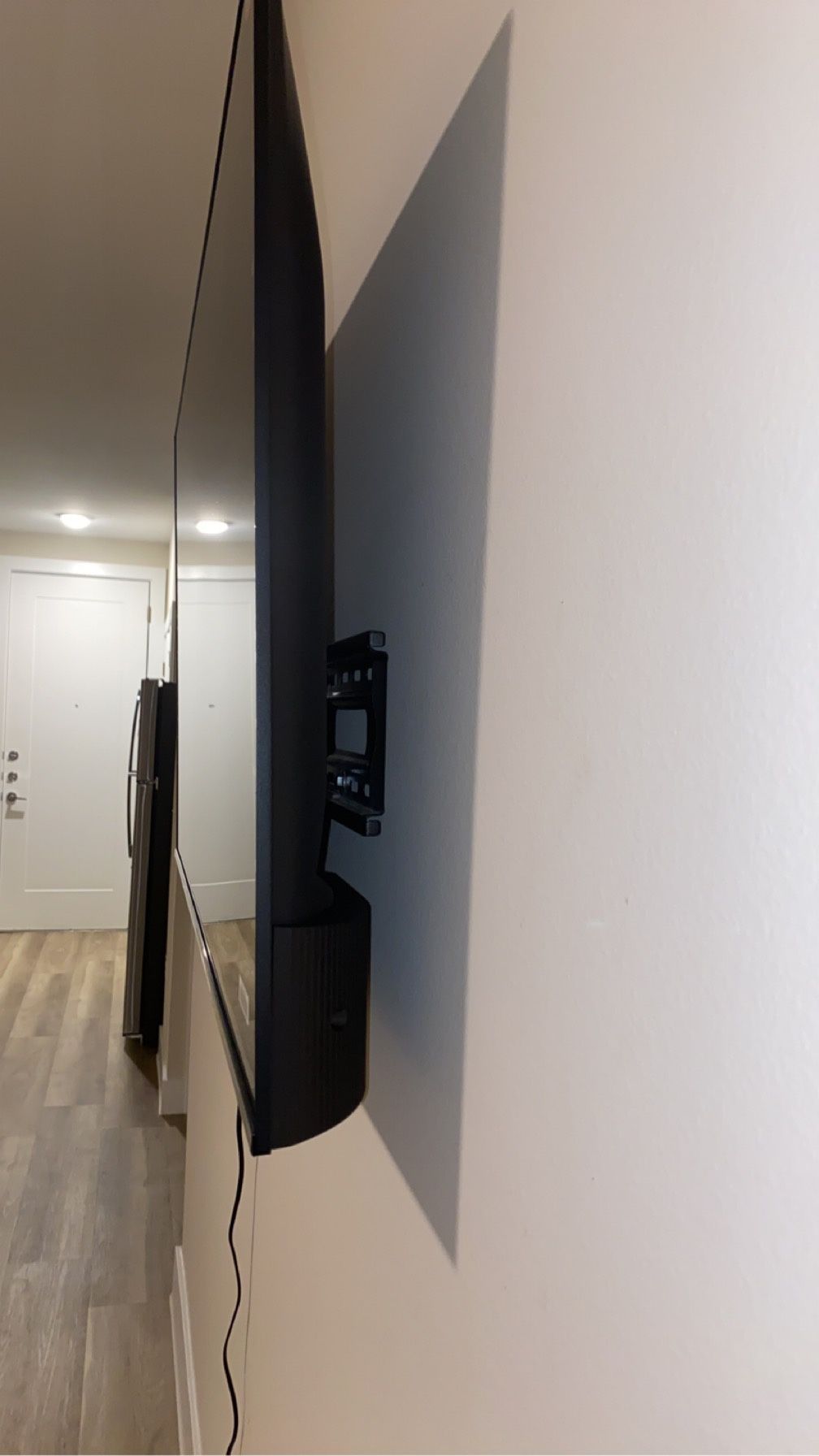 Wall Mount For Tcl Roku Tv 32 50” TCL Roku Tv with Wall Mount for Sale in San Antonio, TX - OfferUp