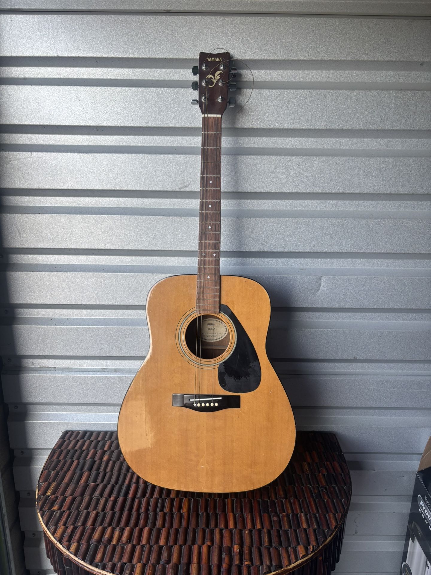 Yamaha Guitar 