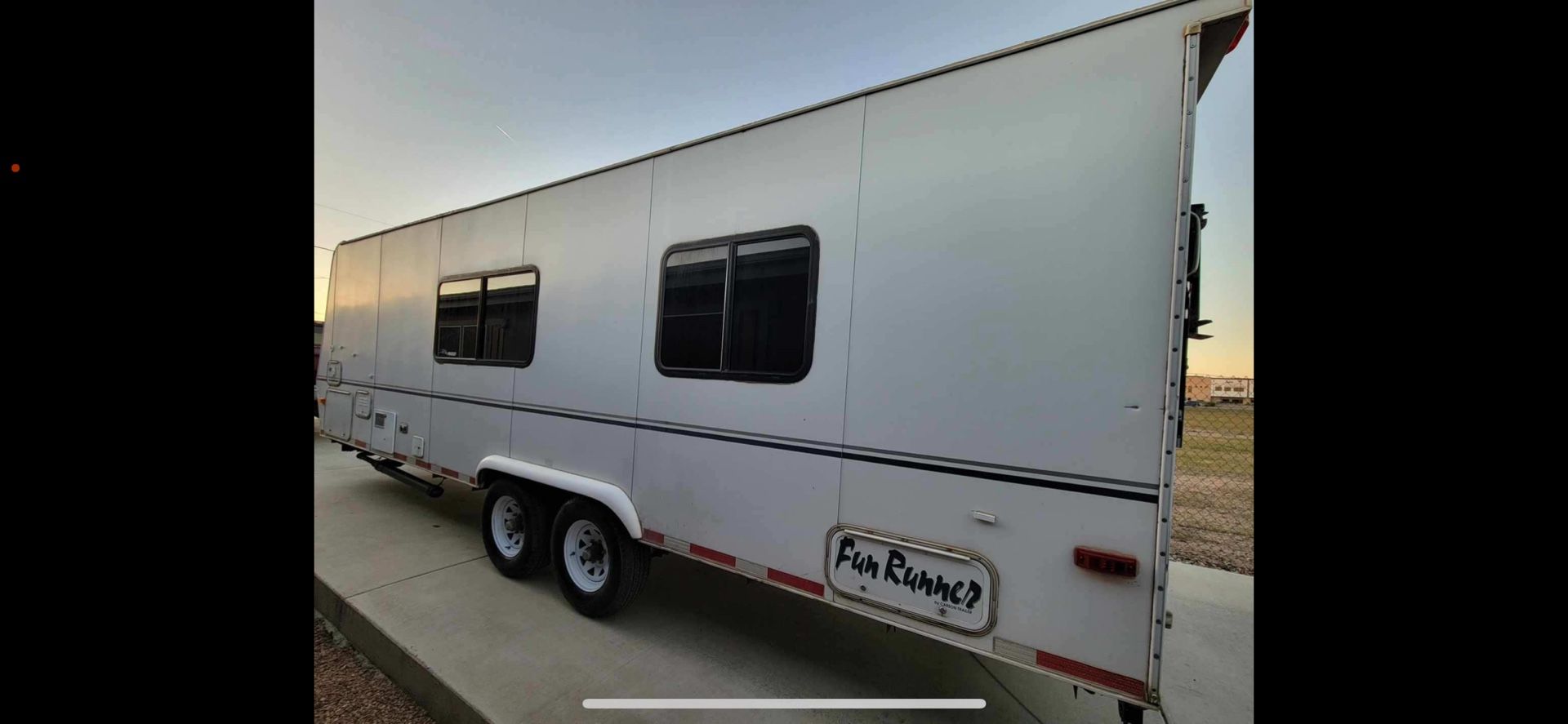 28' Toy Hauler RV, Holds 4 Seat RZR, SXS, UTV
