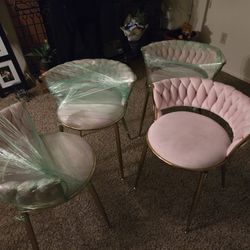 Dining Set With Pink Velvet Chairs