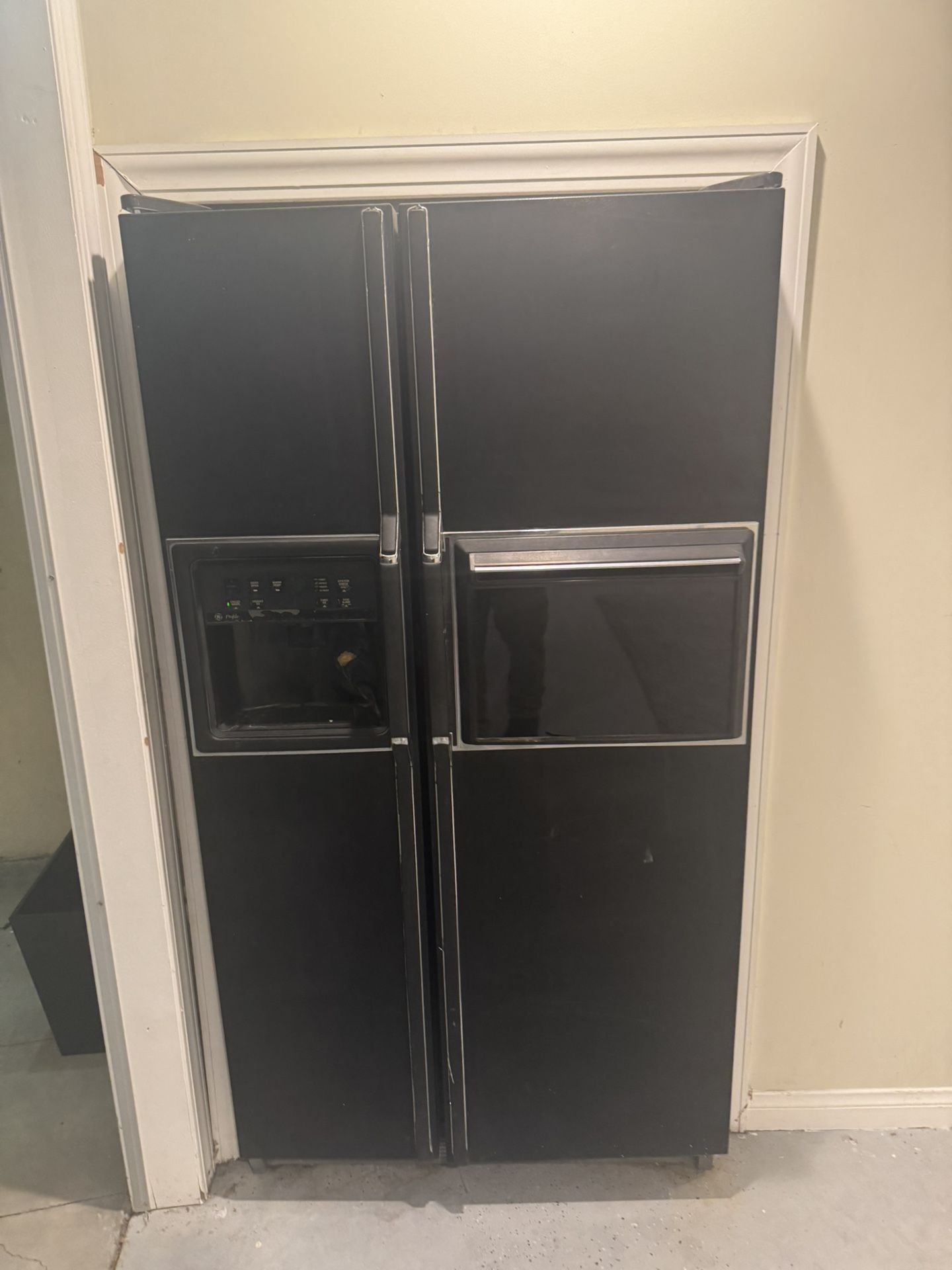Refrigerator