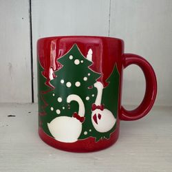 Vintage Waechtersbach Christmas geese 12 oz mug.   Beautiful condition no chips, scratches scuffs, or issues
