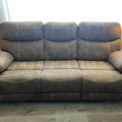 Couch, Loveseat, Oversized Chair Set - All Recliners