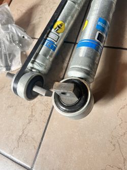 Billstien 2020 Ford F150 Rear Struts