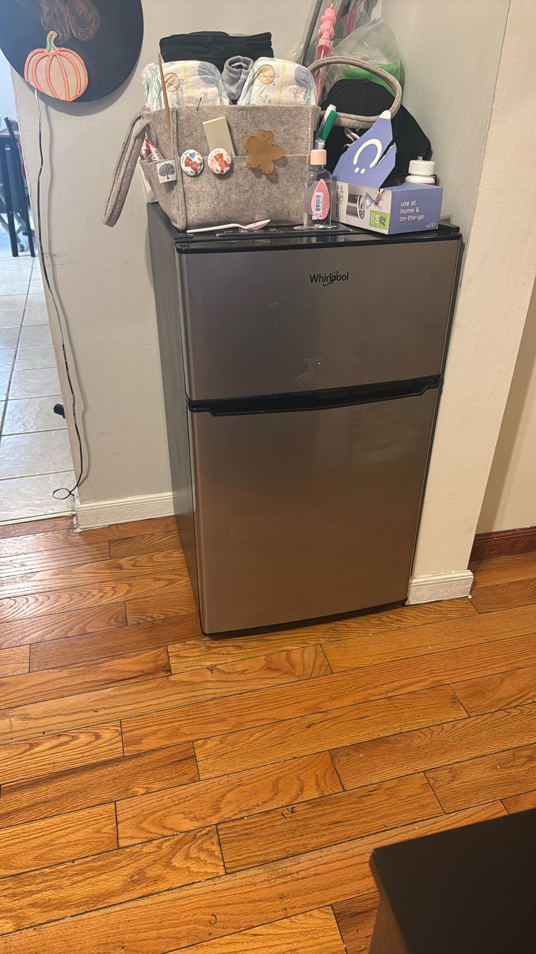 Whirlpool mini fridge 