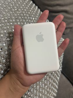 Apple MagSafe Battery Pack