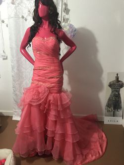Quinceañera sweet 16 coral pink mermaid dress size small (0-2) tail dress