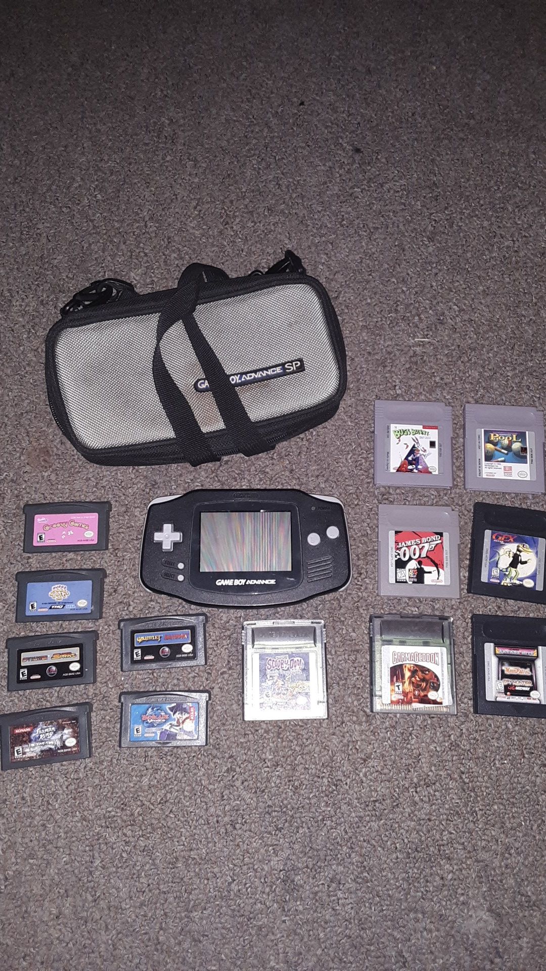 Gameboy Advanced with games