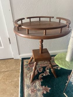 Vintage Wood Round Pedestal Side Table