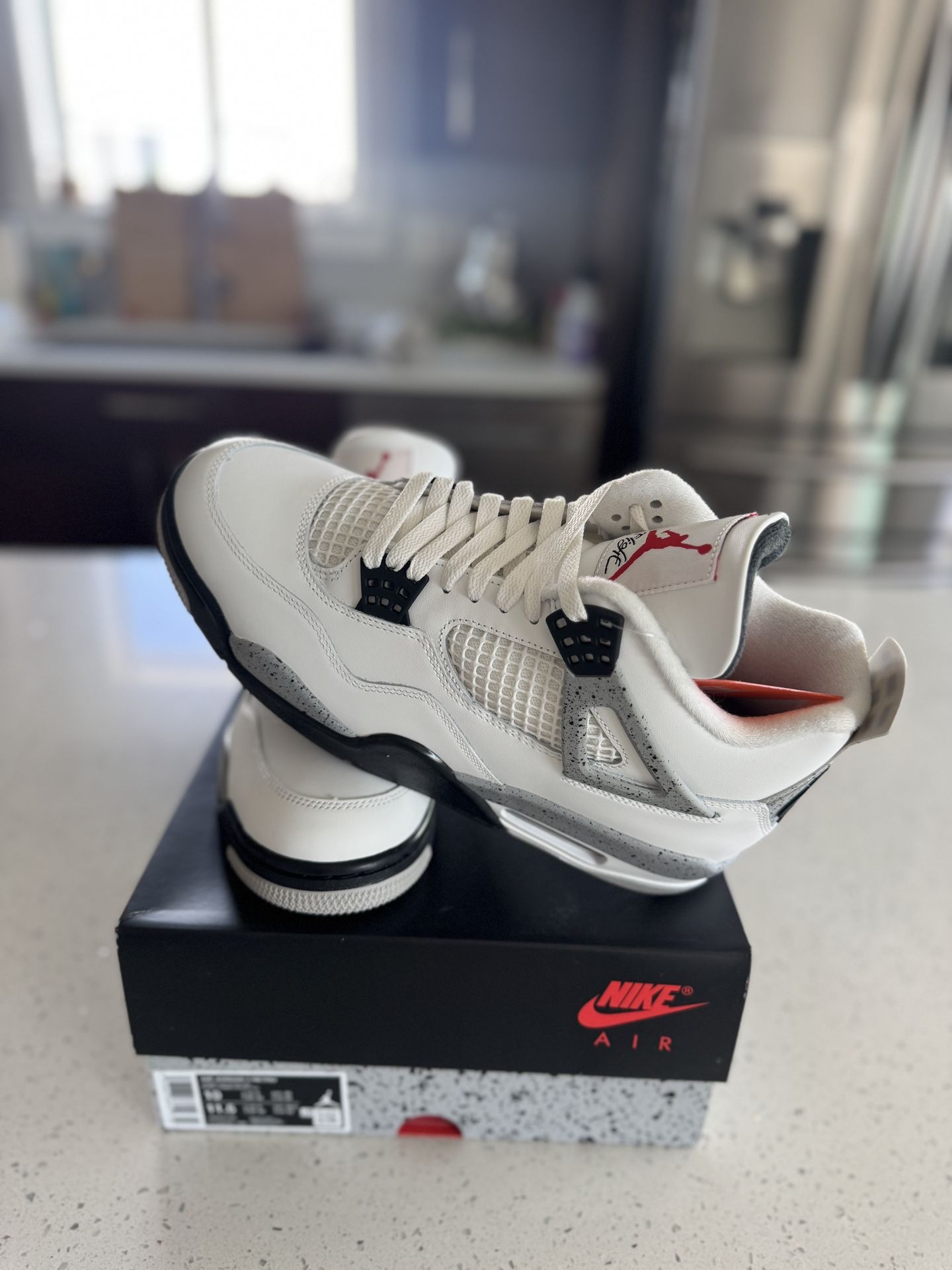 Air Jordan 4 Retro "White Cement” 2025