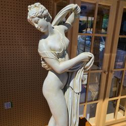 2ft  Resin Statue