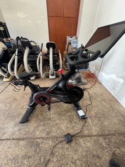 Peloton Gen 2 Spin Exercise Bike w/ 21" Screen