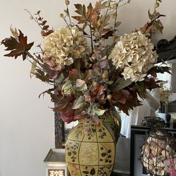 Beautiful Large Vase With Flowers 