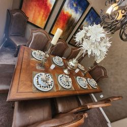 Dining Table-Seats 10- 2 Leafs 