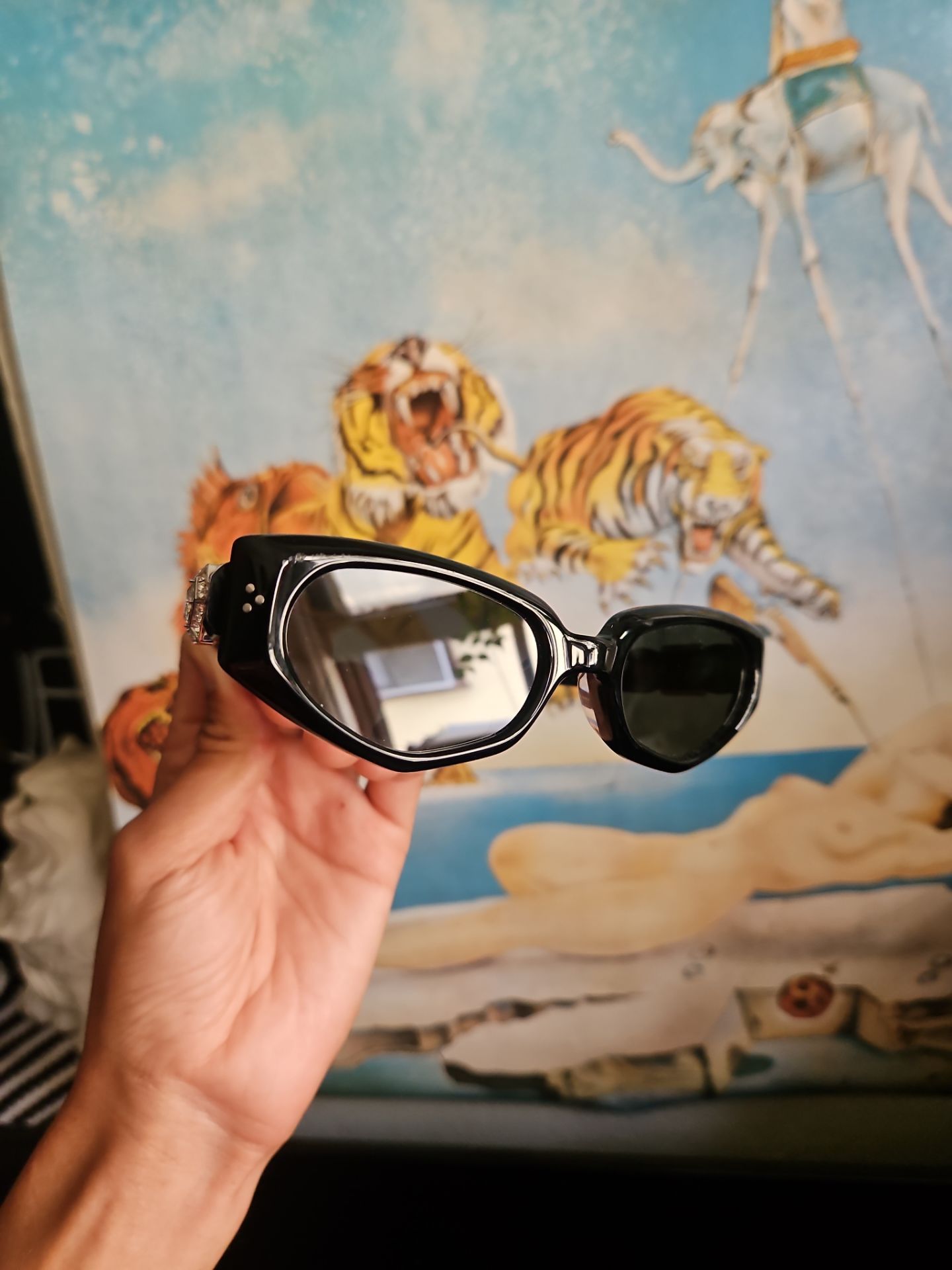 Gentle Monster Ruvy Van Sunglasses