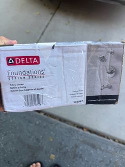 Delta Foundations Tub & Shower Faucet Set