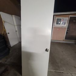 Solid Core Interior Door 28x 79 1/2 1 3/8 Tick.