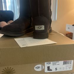 Classic Uggs Short 