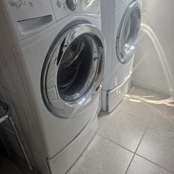 Whirlpool Duet HE Steam Washer and Dryer Set