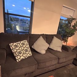 Dark Gray Sofa & Loveseat Set – Modern 2-Piece Couch Set with Accent Pillows and a Table 