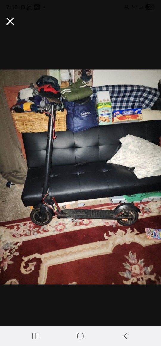 GOTRAX RIVAL electric  Scooter  Needs Battery 