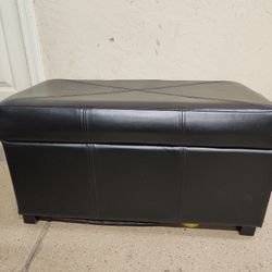 Seat With Campartment