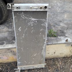 Mishinoto Radiator Silverado, Sierra , Suburban 