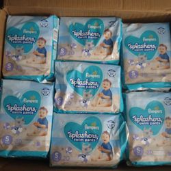 18 Packages Of Pampers Splasher.