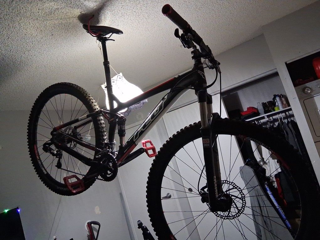 FELT EDICT 9 60SERIES 29ER FULL ROCKSHOX SUSP. S/M SIZE FRAME