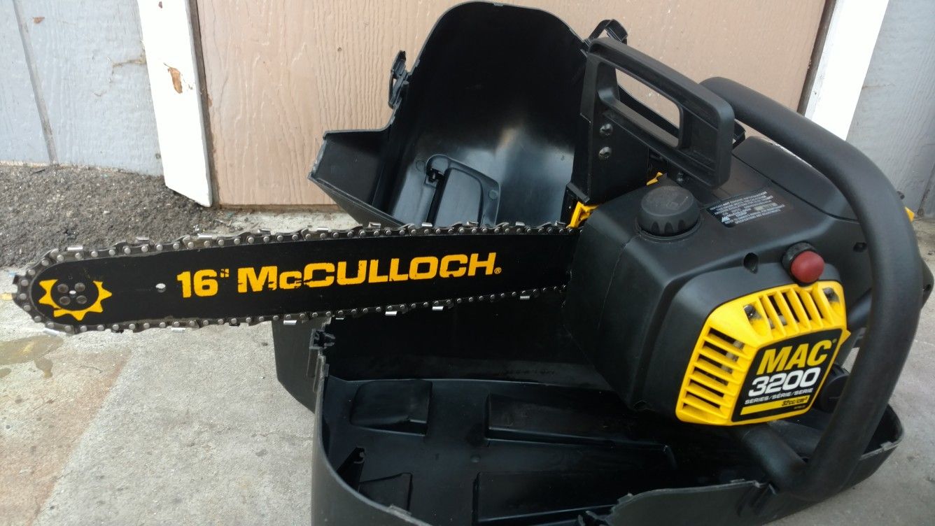 Chainsaw chain saw McCulloch Mac 3200