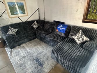 1🖤 NEW Oversized Charcoal Corduroy Sectional (3-Piece) 🖤 $0 Down, Flexible Payments Available