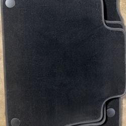 NEW Mercedes-Benz Original Four Floor Mat Set Black A 167 680 96 09 9J74