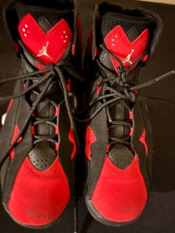 4 Jordan shoes
