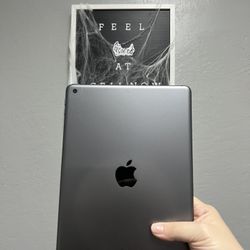 iPad 8 Wi-Fi 32 GB 