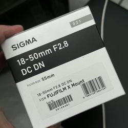 Sigma 18-50 F2.8 DC DN - X MOUNT