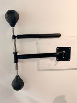 wall-mounted boxing spinning reflex bar